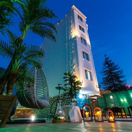 Arezzo Deluxe Suite Hotel Трабзон Екстериор снимка
