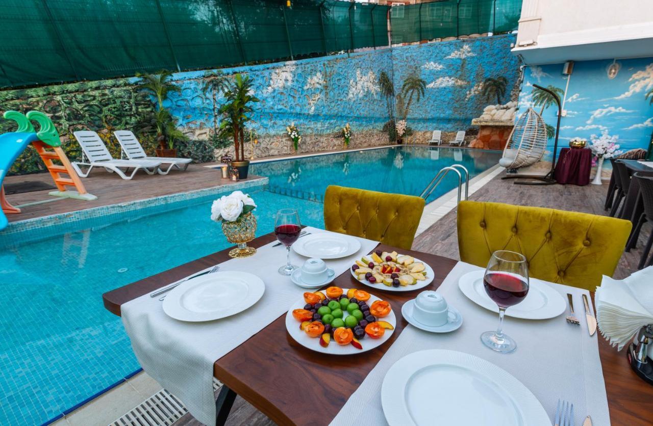 Arezzo Deluxe Suite Hotel Трабзон Екстериор снимка